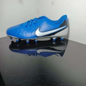 Pupos Nike Tiempo Club ( Talla 6 US )